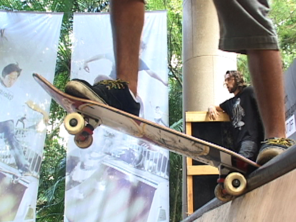 Pista de skate movimenta a PUC na exposi��o da juventude